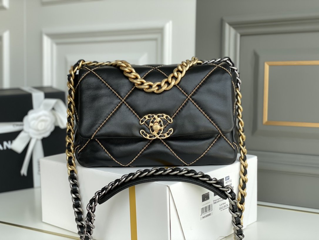 Chanel 19 Bags